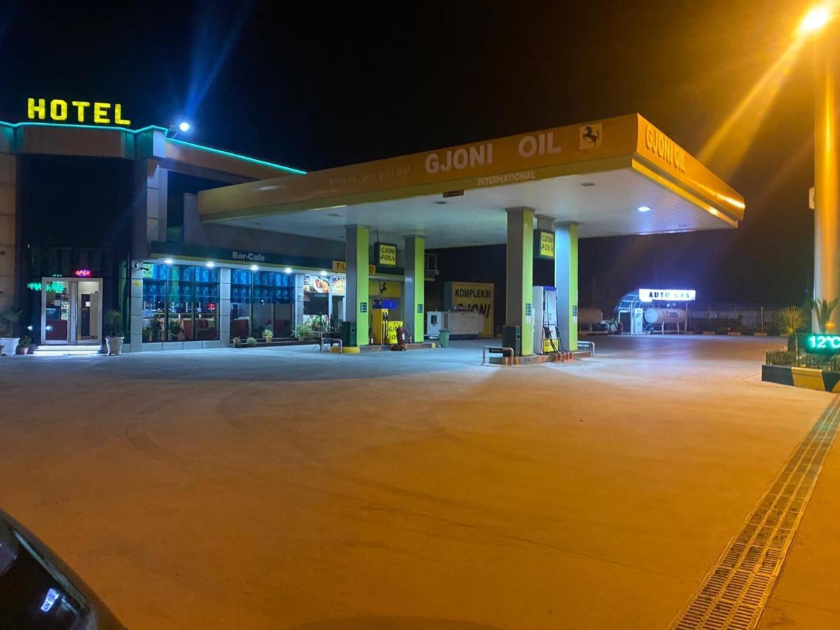 Kompleksi Gjoni Fier Exterior foto